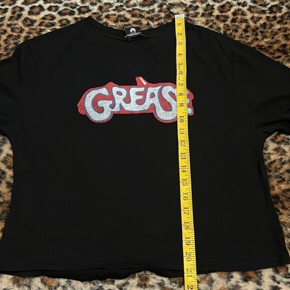 Grease Movie Sandy Danny Black Graphic Front Back Shirt Pink Ladies Rizzo Music - Picture 6 of 10